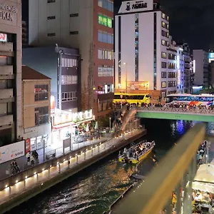  아파트 道頓堀民泊31＆mini浮世絵美術館、道頓堀心斎橋真ん中、家族旅行、family Trip